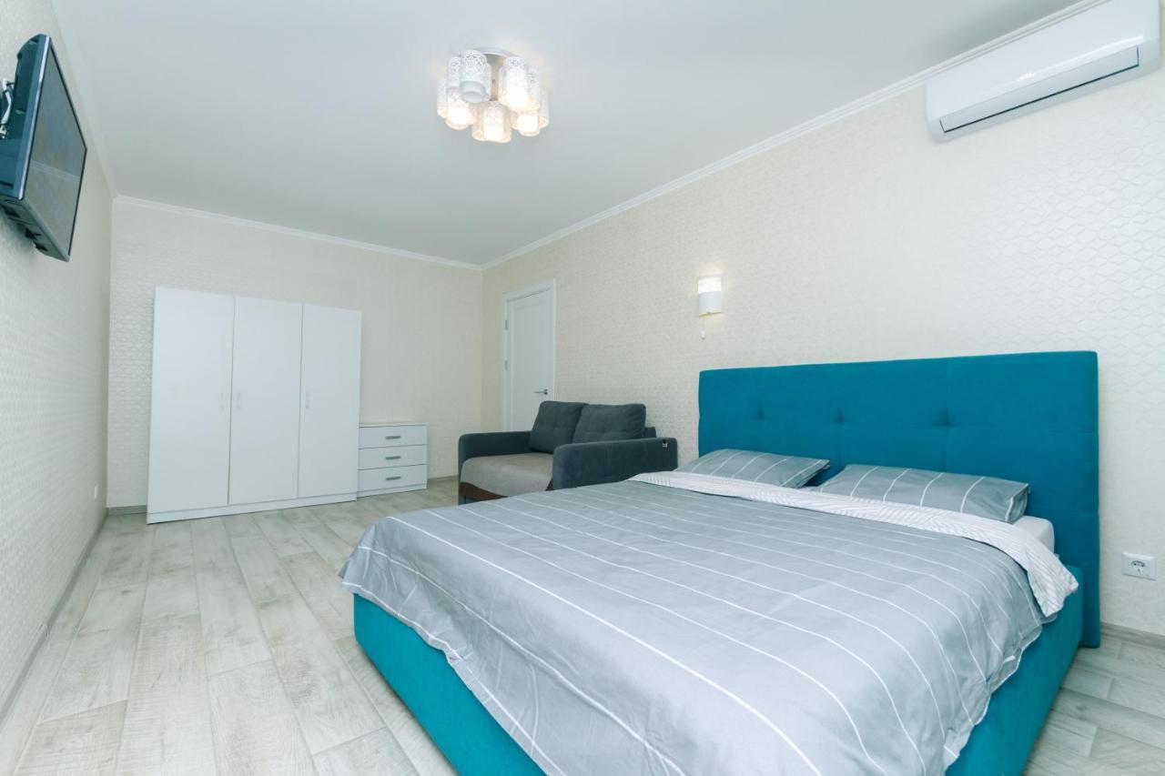 New Apartment On Starokyivska 1/5 Kyiv Exterior foto